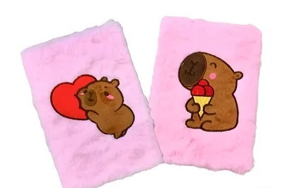 CADERNO/AGENDA PELUCIA CAPIVARA